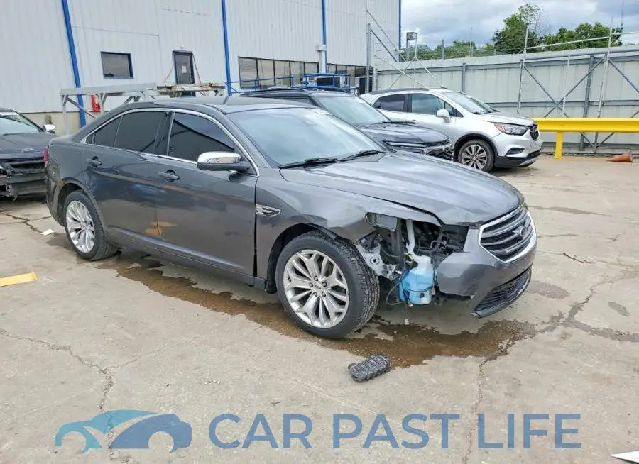 1FAHP2F88KG115372# 4