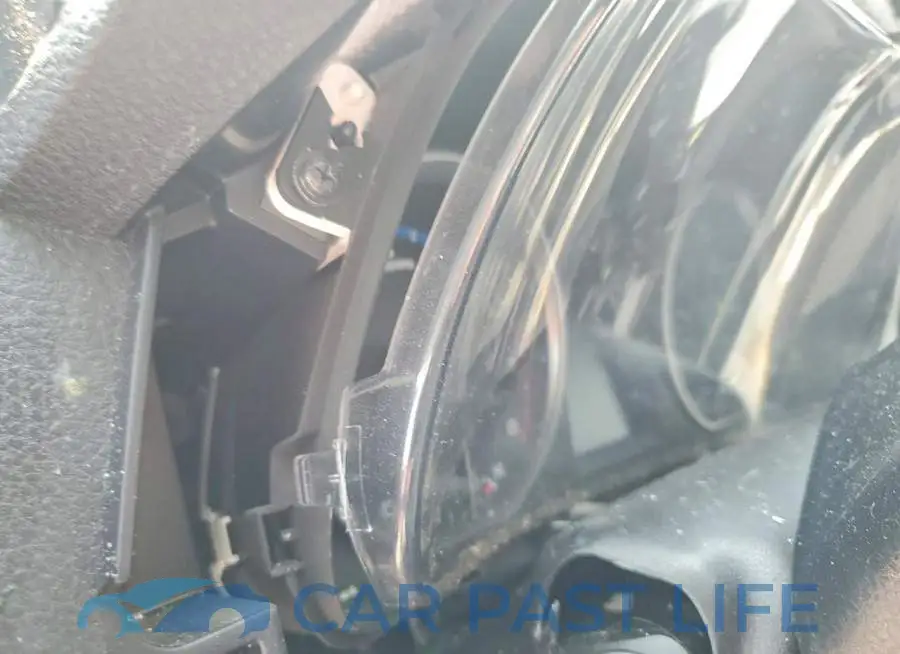 2T3WFREV9JW412139# 9