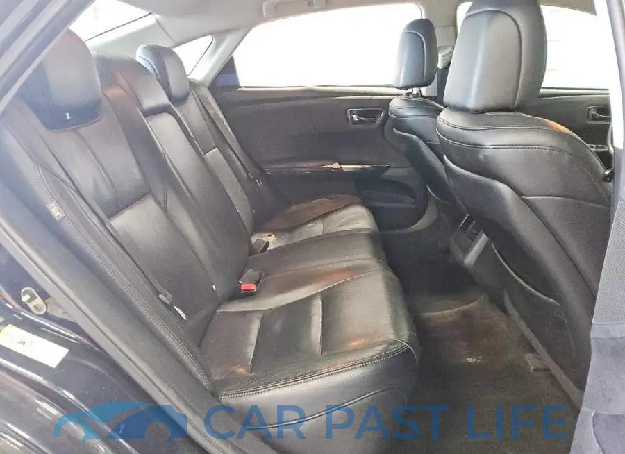 4T1BK1EB8HU256065# 10