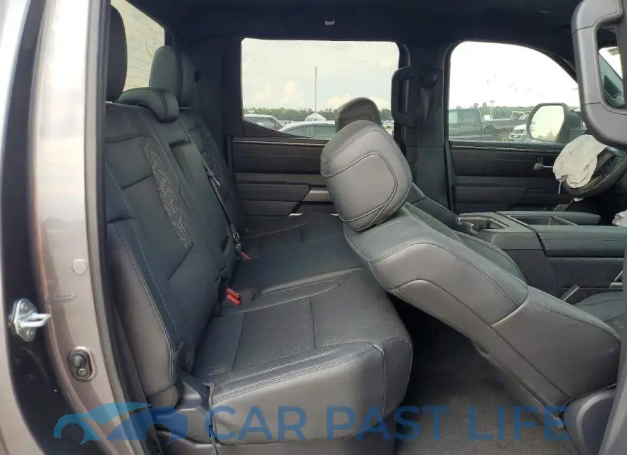 5TFLA5DB1SX243376# 10