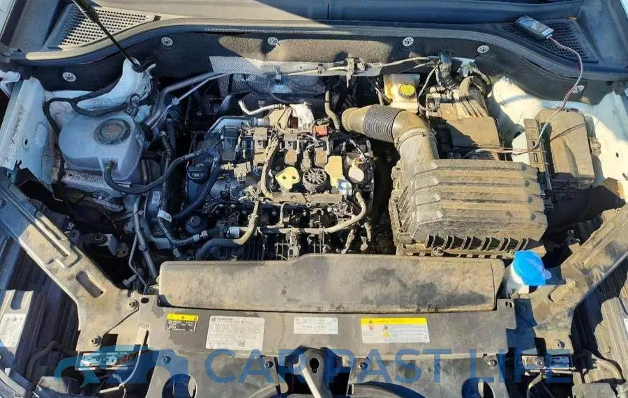 1V2JE2CA0RC205575# 11