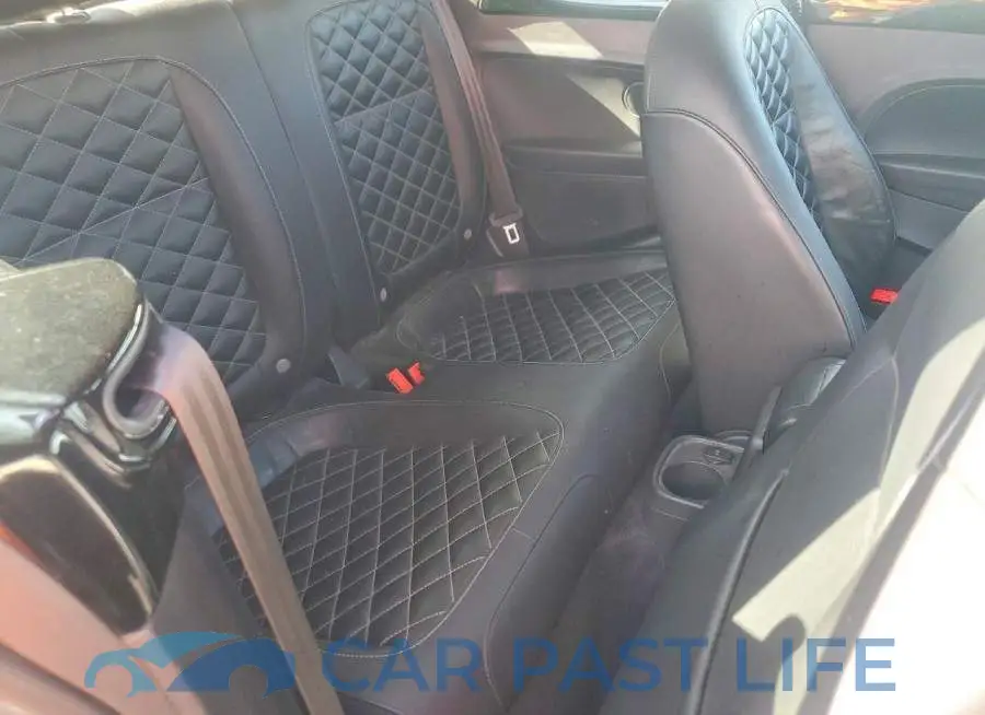3VW5DAAT3KM502202# 10