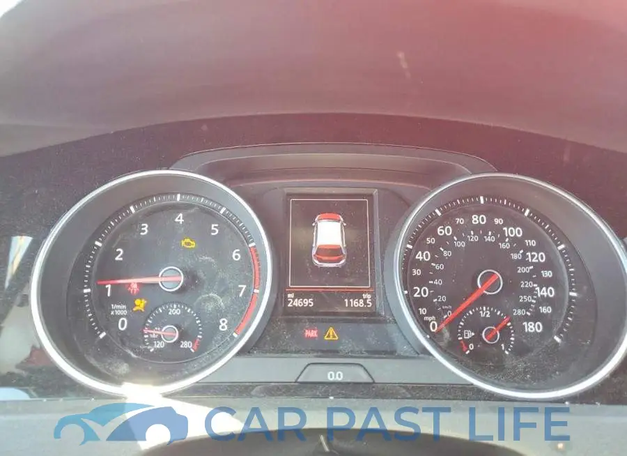 3VW5T7AU9MM006838# 9
