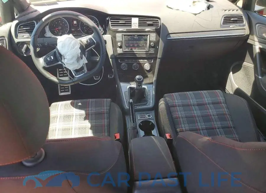 3VW5T7AU9MM006838# 8