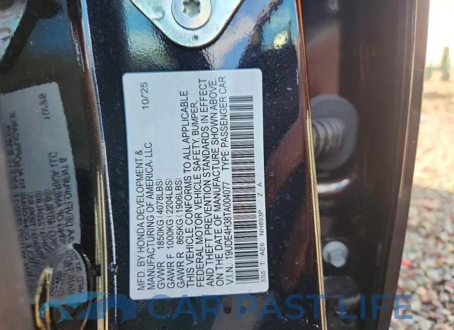 19UDE4H38TA004077# 12