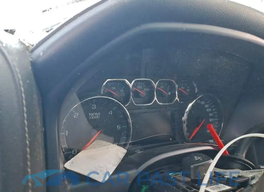 1GTV2MEC9JZ159526# 9