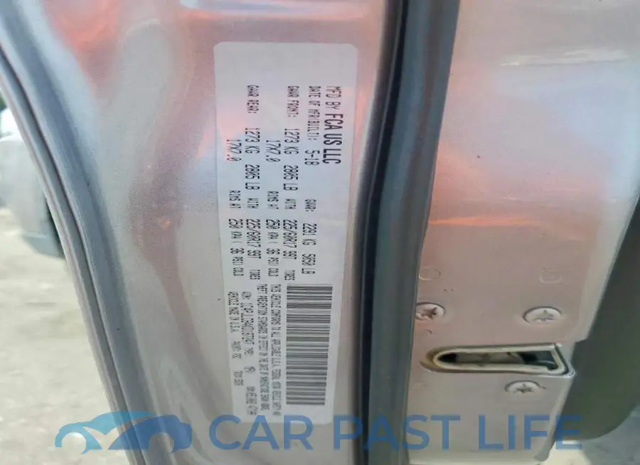 1C4PJLCB4KD187247# 13