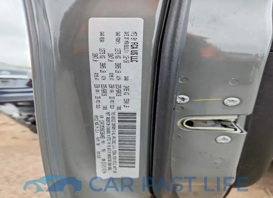 1C4PJMDX9KD364083# 13