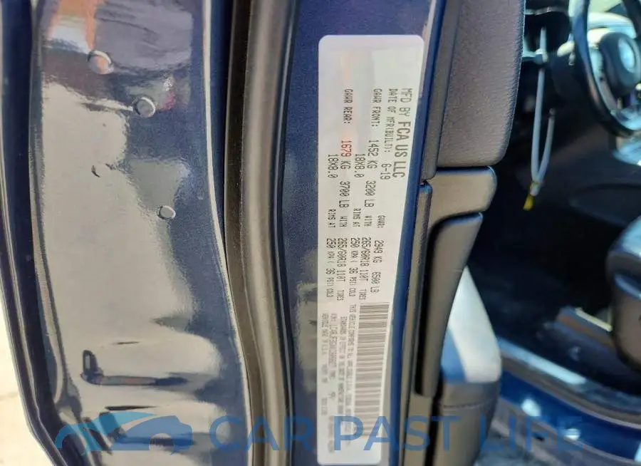 1C4RJFBGXKC808827# 13