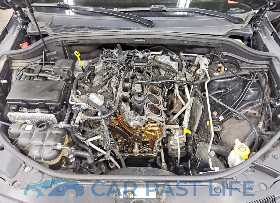 1C4RJFCG2KC715024# 11