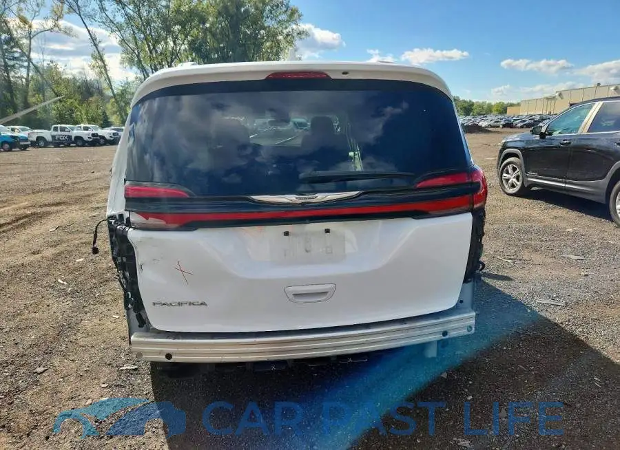 2C4RC1BG8NR213077# 6