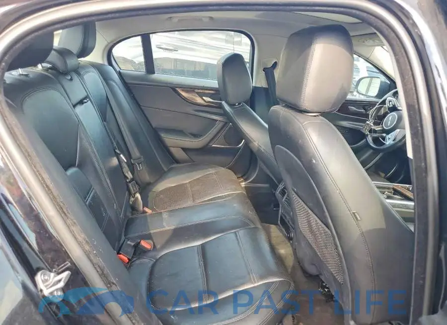 SAJAJ4FX4LCP63558# 10