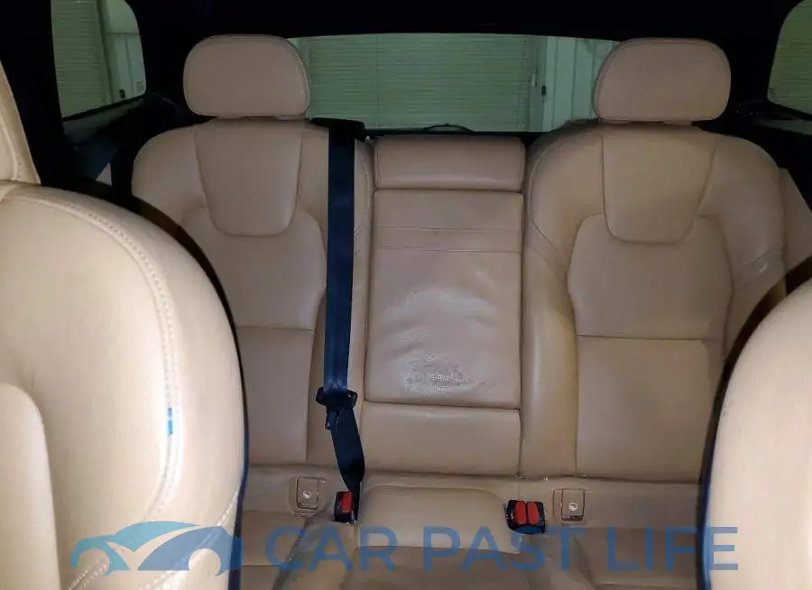 YV4102RK5L1584282# 10