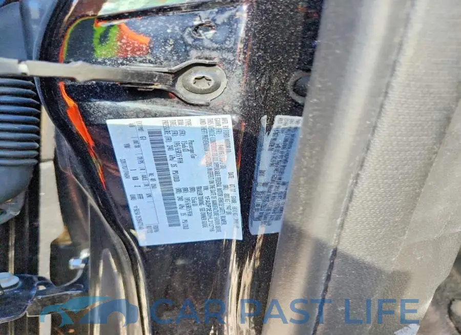 1FADP3E20HL312716# 12