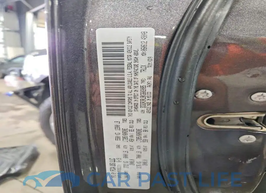 3C63R3RL8KG602085# 12