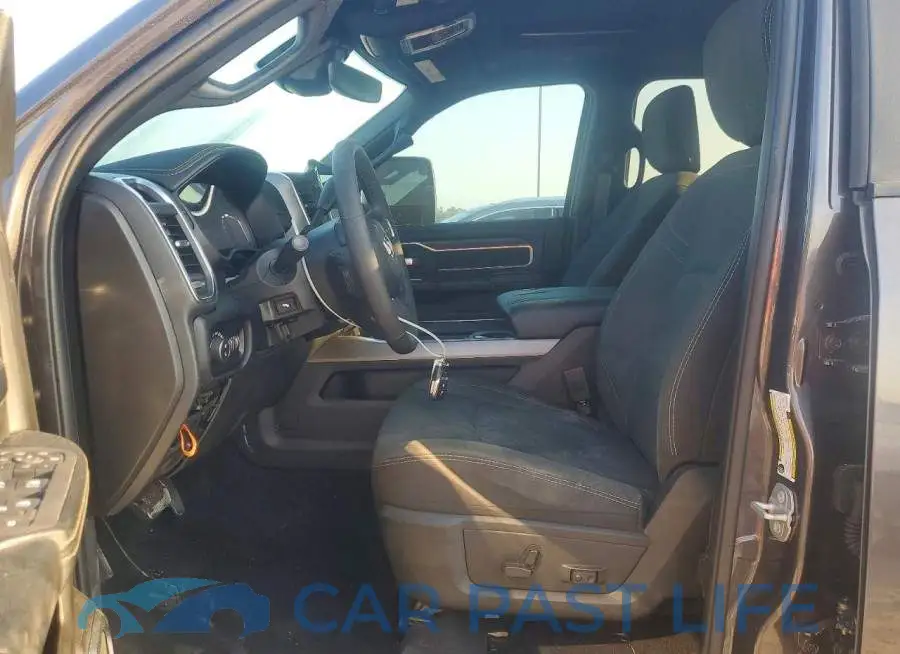 3C63R5FLXTG163439# 7