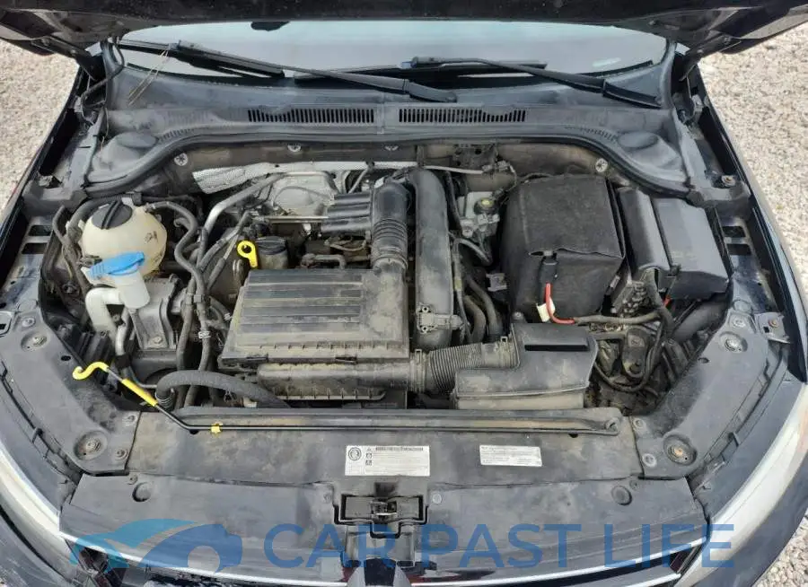 3VW2B7AJXHM212364# 11
