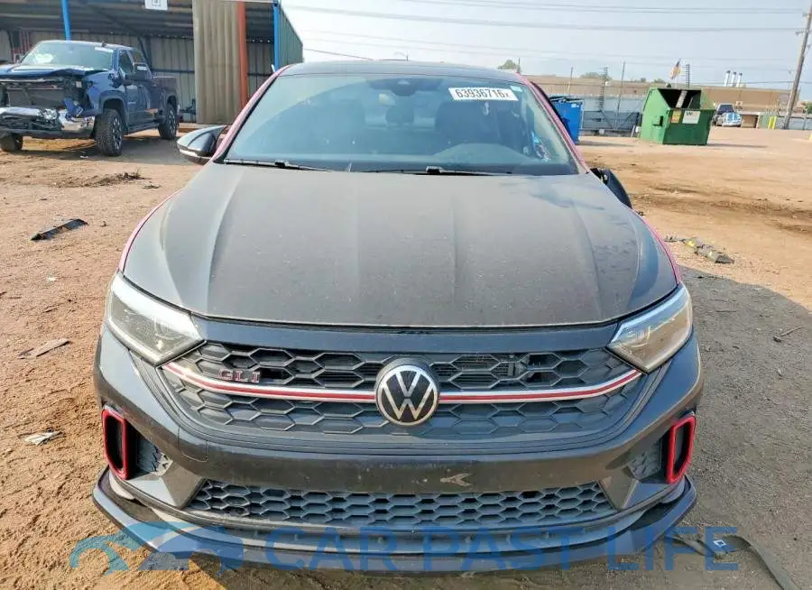 3VW2T7BU1NM005492# 5