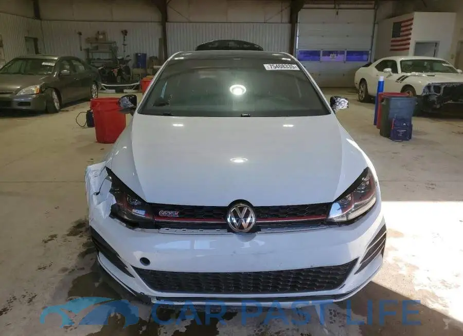 3VW5T7AU7LM004505# 5