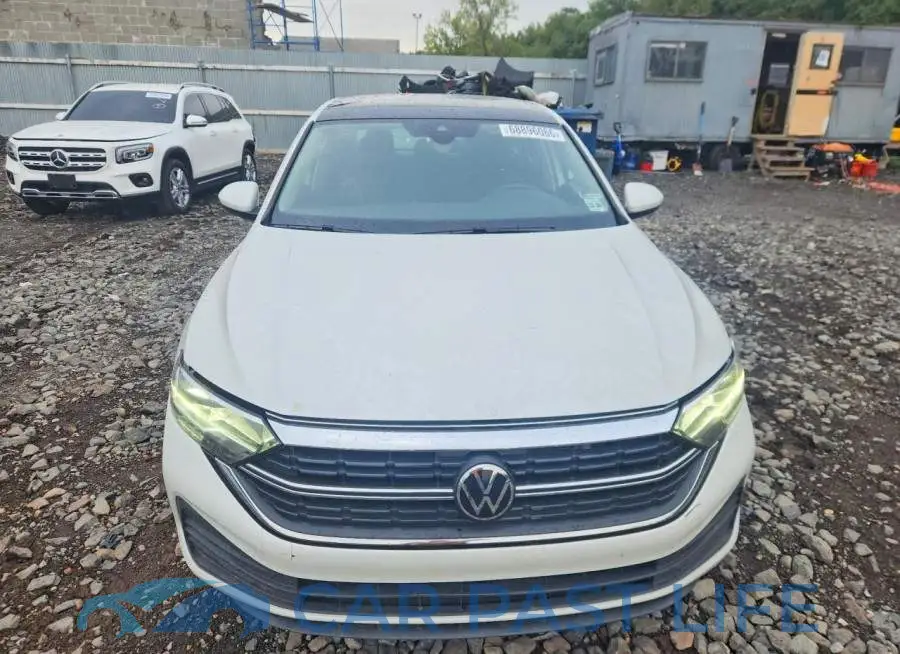 3VW7M7BU9RM012490# 5