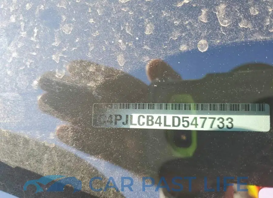 1C4PJLCB4LD547733# 14