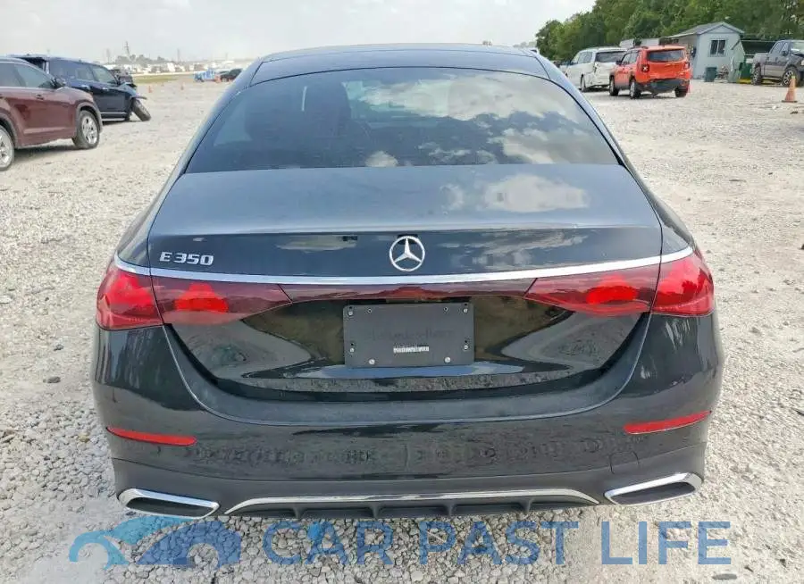 W1KLF4GB0SA132530# 6