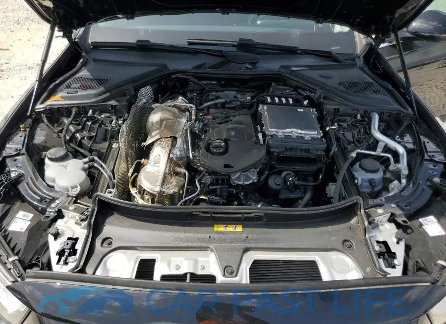 W1KLF4GB0SA132530# 11