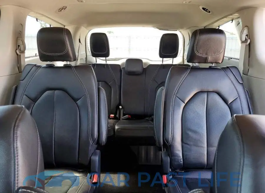 2C4RC1BG2NR219795# 10