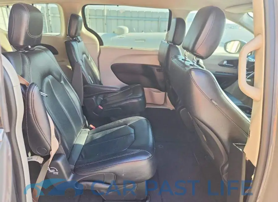 2C4RC1BG4NR214646# 11