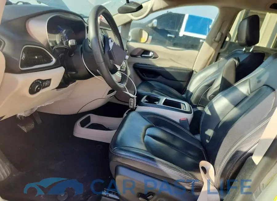 2C4RC1BG4NR214646# 7