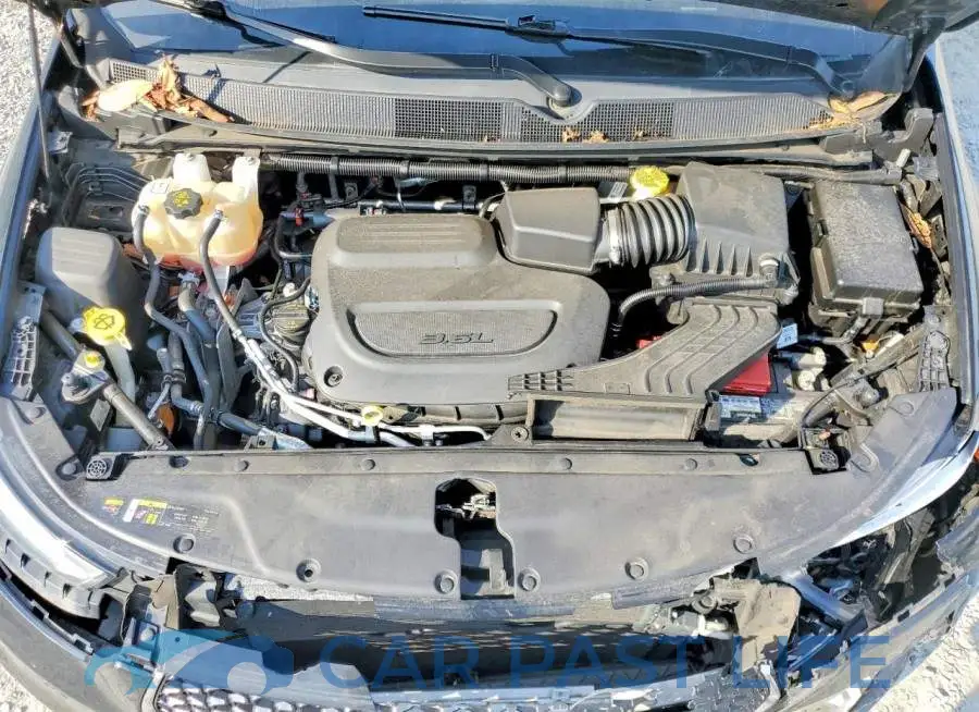 2C4RC1BG7NR128697# 12
