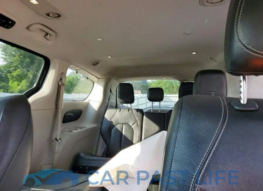 2C4RC1BG7NR128697# 10