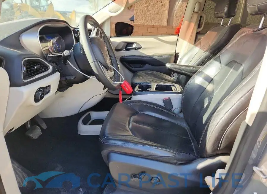 2C4RC1BG8NR194532# 7