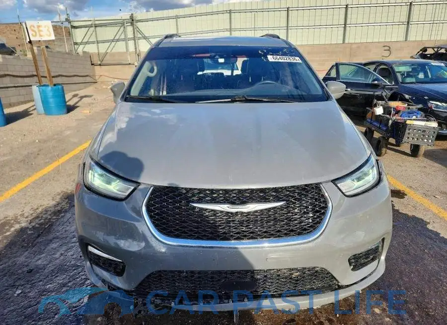 2C4RC1BG8NR194532# 5