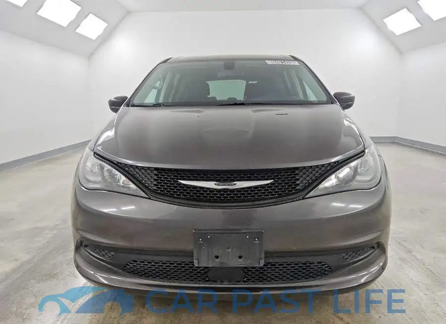2C4RC1CG7NR105449# 5