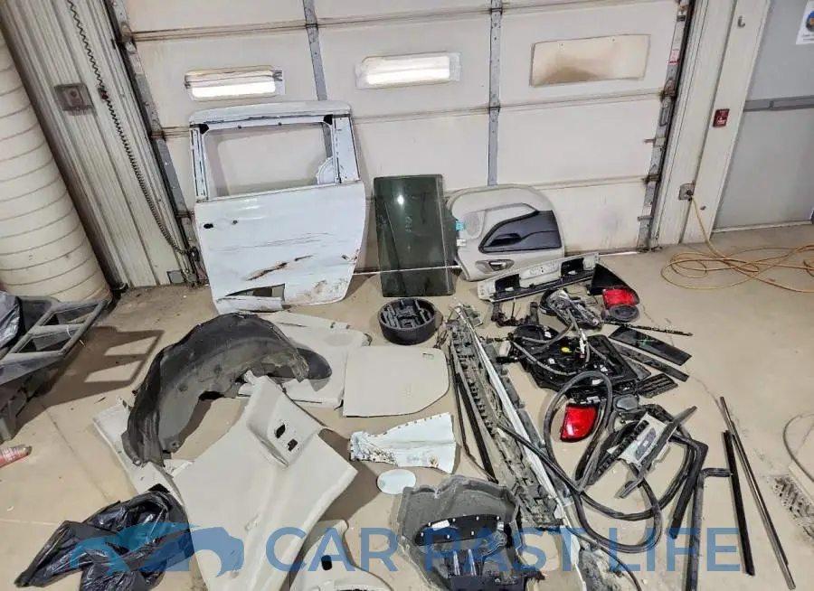 2C4RC1DG6MR509212# 13