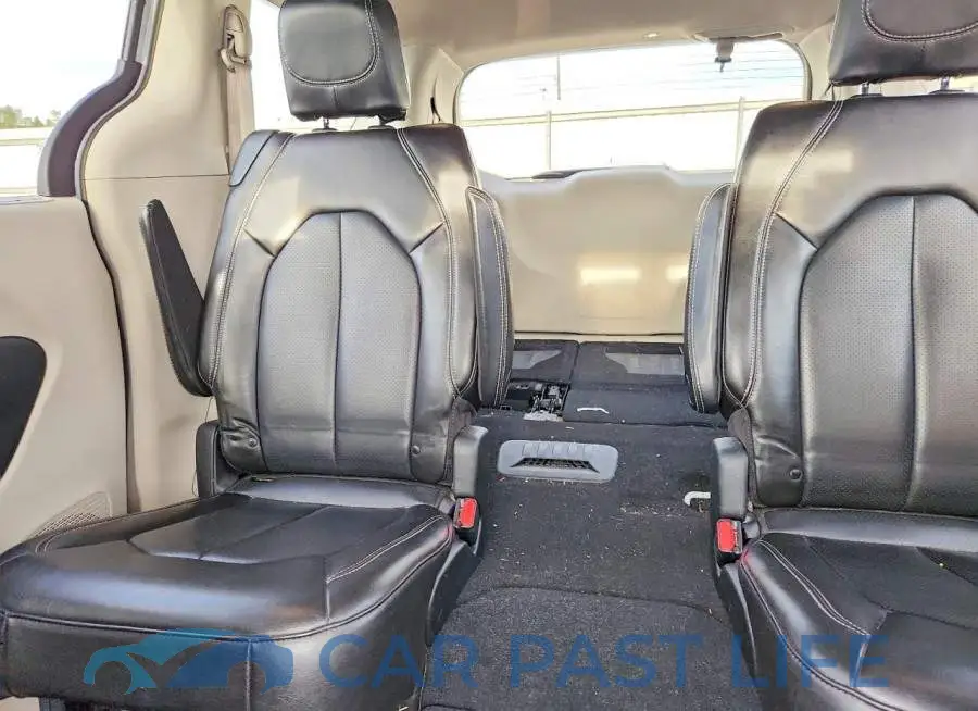 2C4RC1DG6MR533509# 10