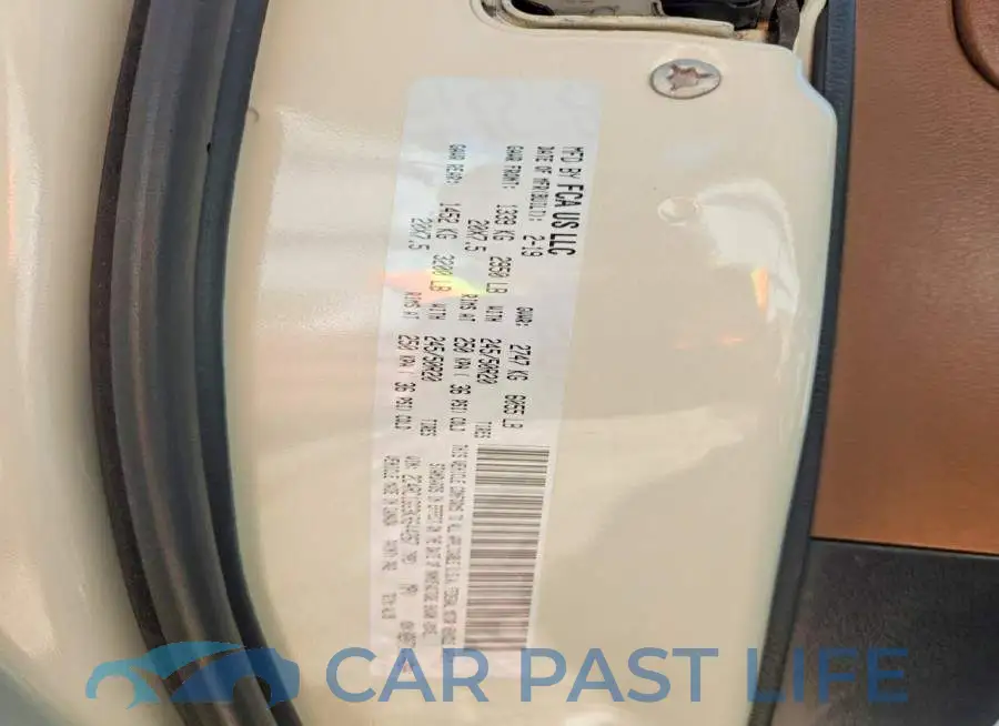2C4RC1GG3KR644267# 13