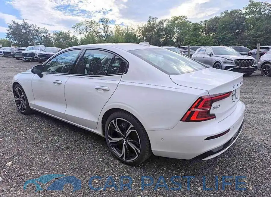 7JRL12TL4RG282645# 2