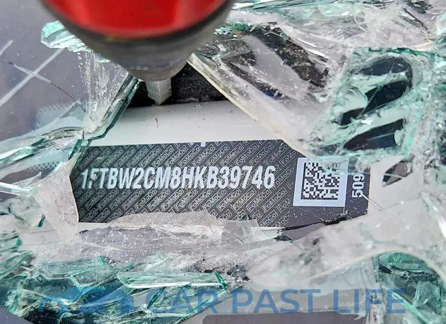1FTBW2CM8HKB39746# 13