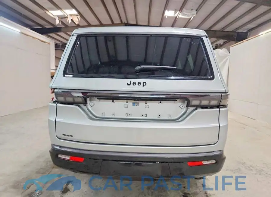 1C4SJVBP3TS178393# 6
