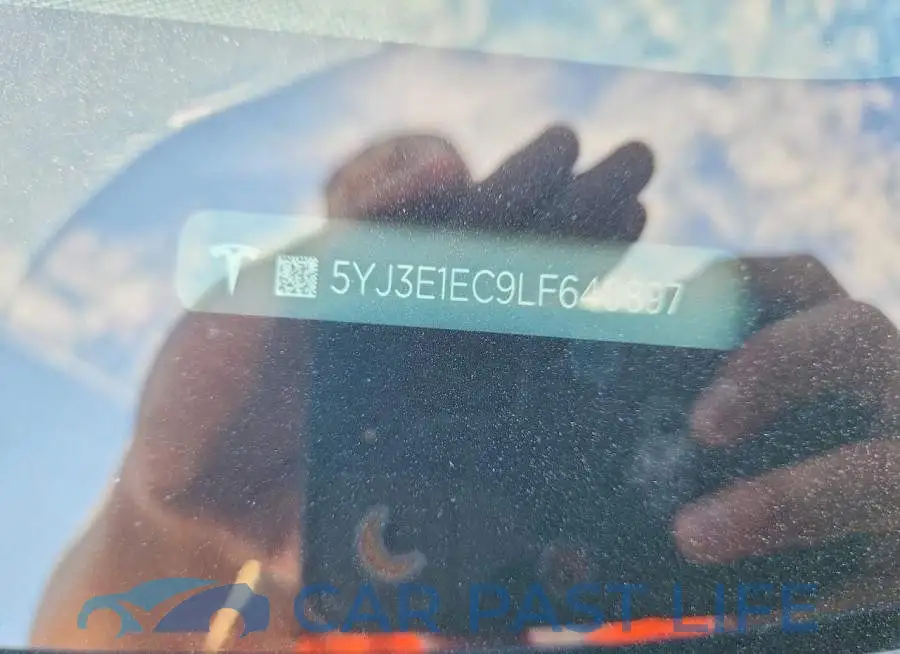 5YJ3E1EC9LF640897# 12