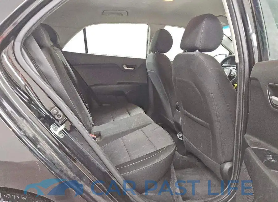 3KPA25AB3JE088403# 10