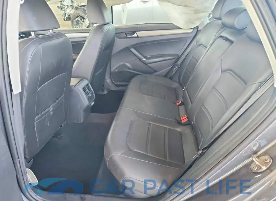 1VWSA7A35MC011231# 10