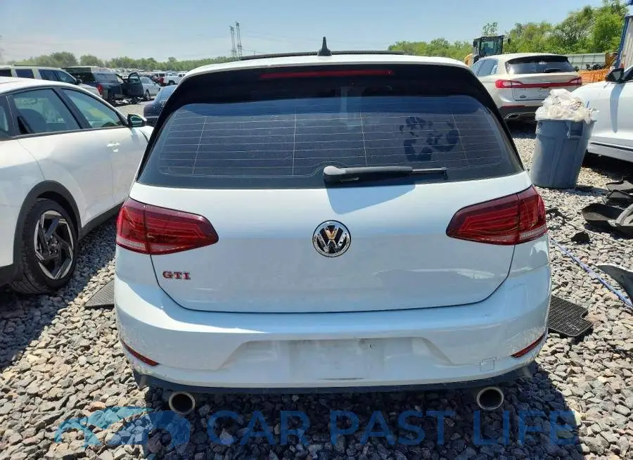 3VW5T7AU0LM015118# 6