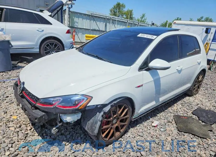 3VW5T7AU0LM015118# 1