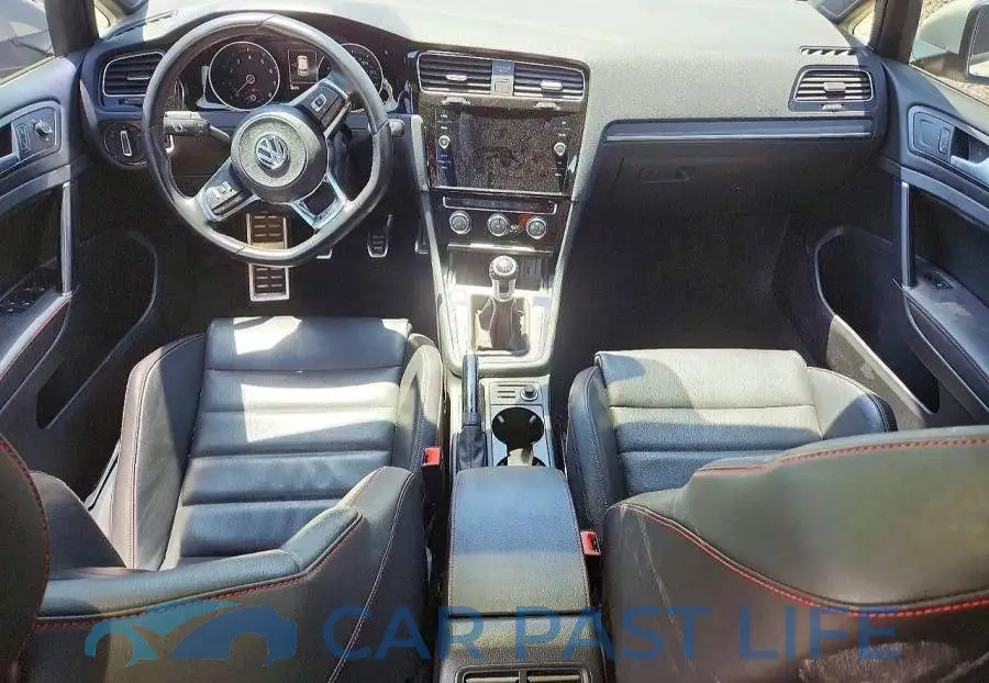 3VW5T7AU0LM015118# 8