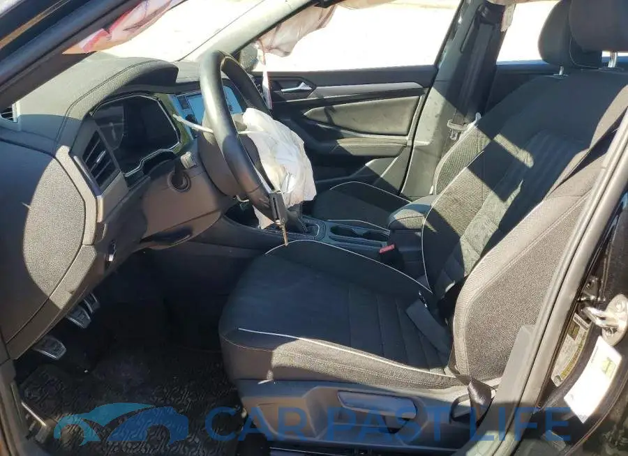 3VWAM7BU5RM000228# 7