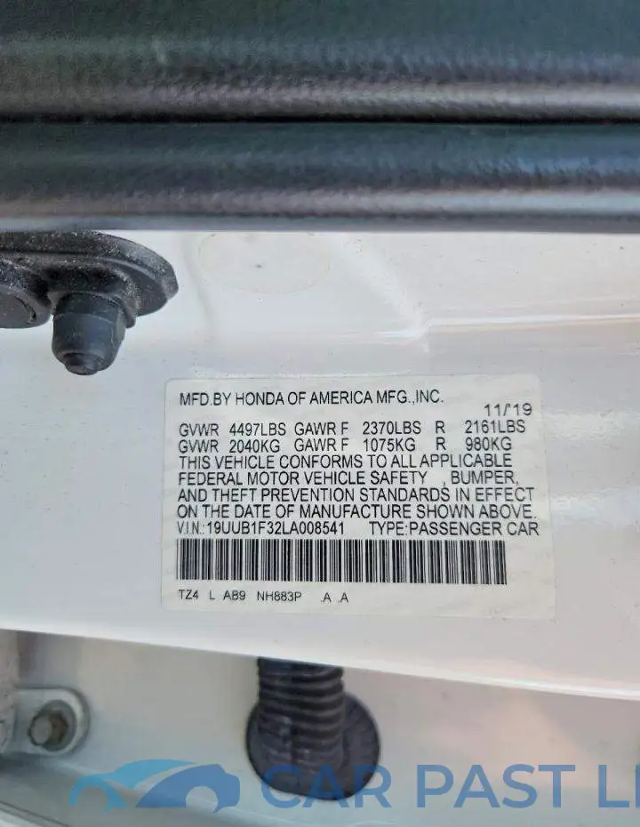 19UUB1F32LA008541# 12