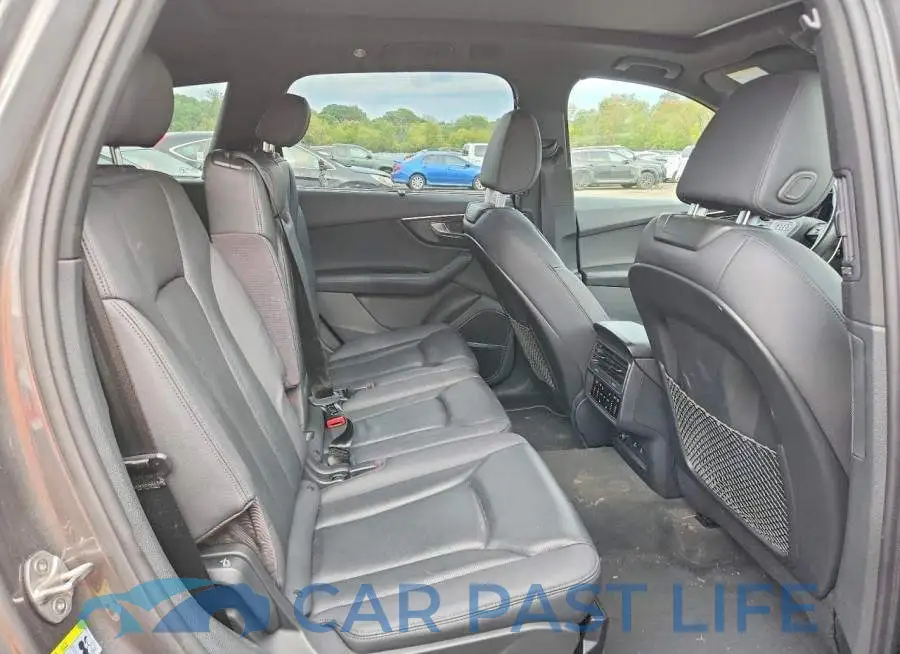 WA1LXBF73ND015708# 10